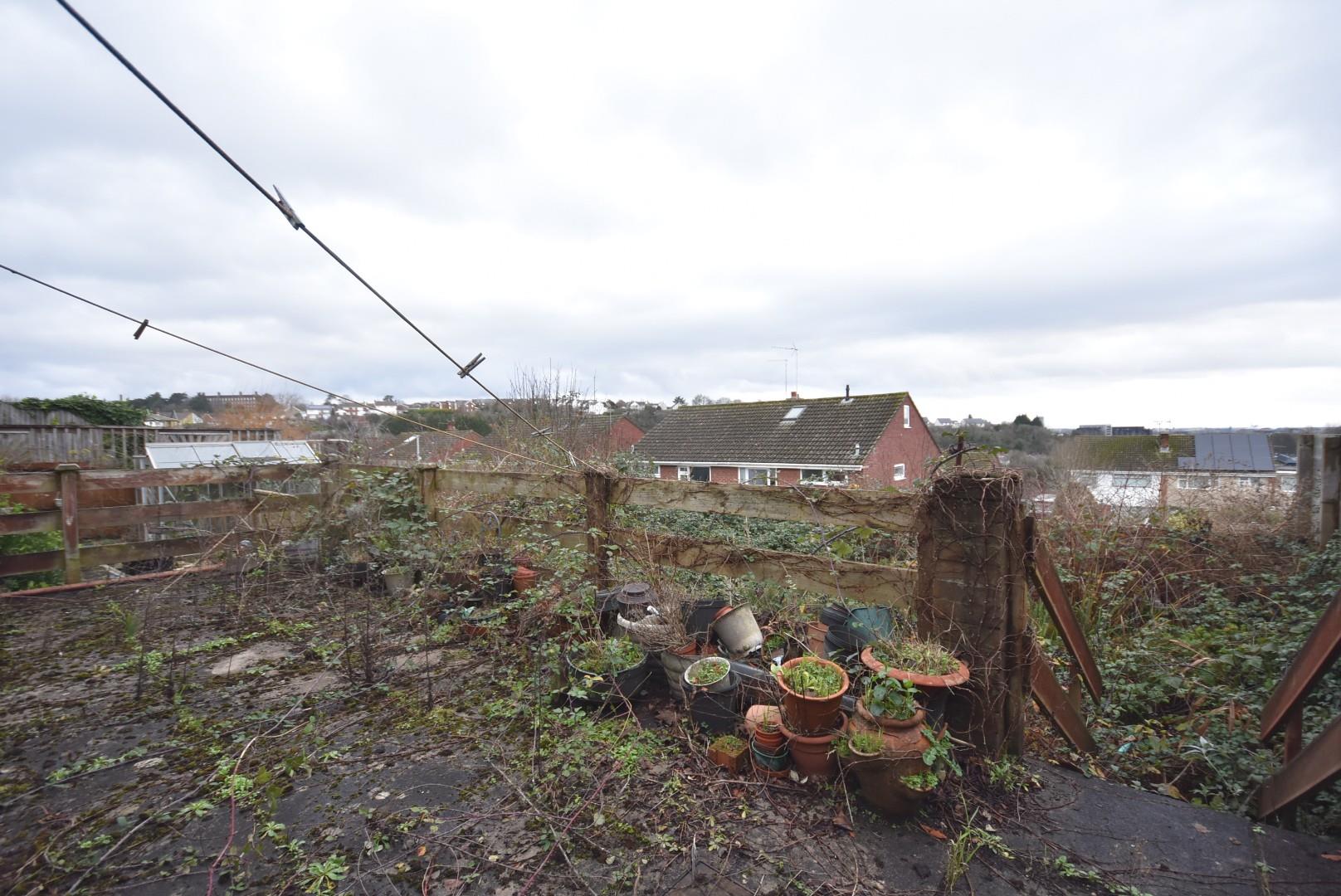 6 Heath Avenue, Penarth, CF64 2QZ